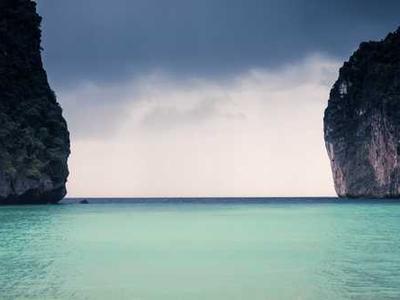 File your taxes with H&R Block for up to 50% off with this Presidents' Day deal