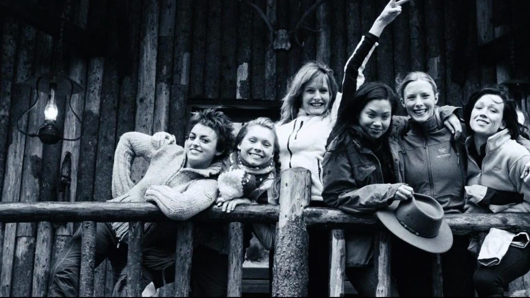 A Cave System Is Hiding a Deadly Secret in This Claustrophobic, Dread-Infused Horror Movie