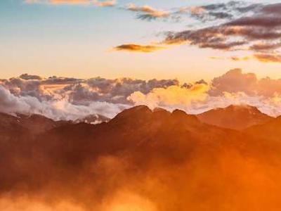 This 2-in-1 Windows laptop just redefined my expectations for this price point