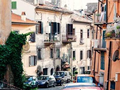 This is the only charging cable you'll ever need to avoid a tangling mess (and it's cheap)