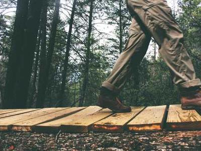 Samsung's 65-inch QLED TV and soundbar bundle is 50% off for Presidents' Day